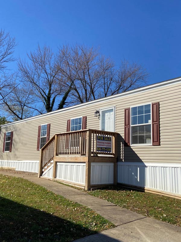 Moscow Meadows mobile home exterior